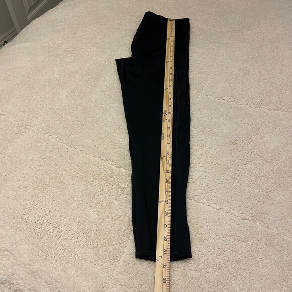 Under Armour Womens Black Compression Leggings With High Waist & Side Pockets Si - Picture 12 of 13